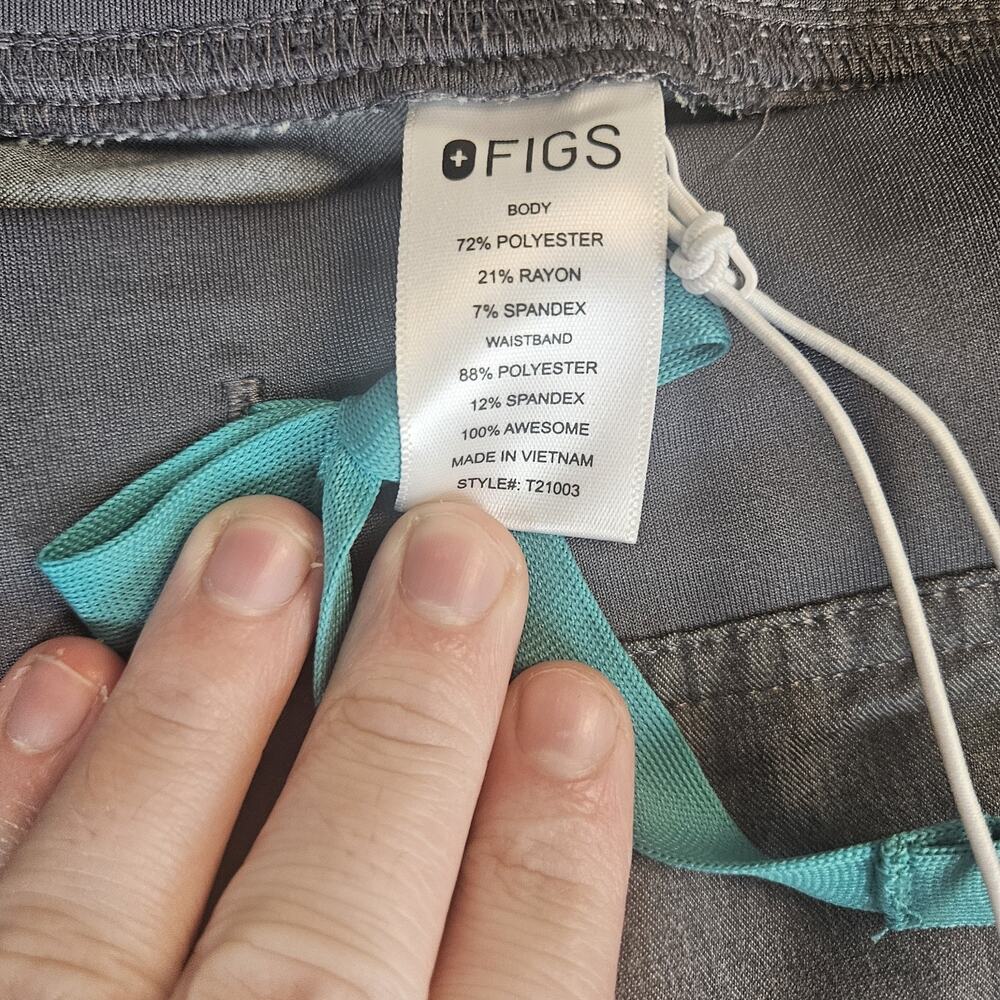 FIGS Scrub Set Women L Gray Catarina Top EUC Livingston Pants NWT Medical Vet - Picture 12 of 16
